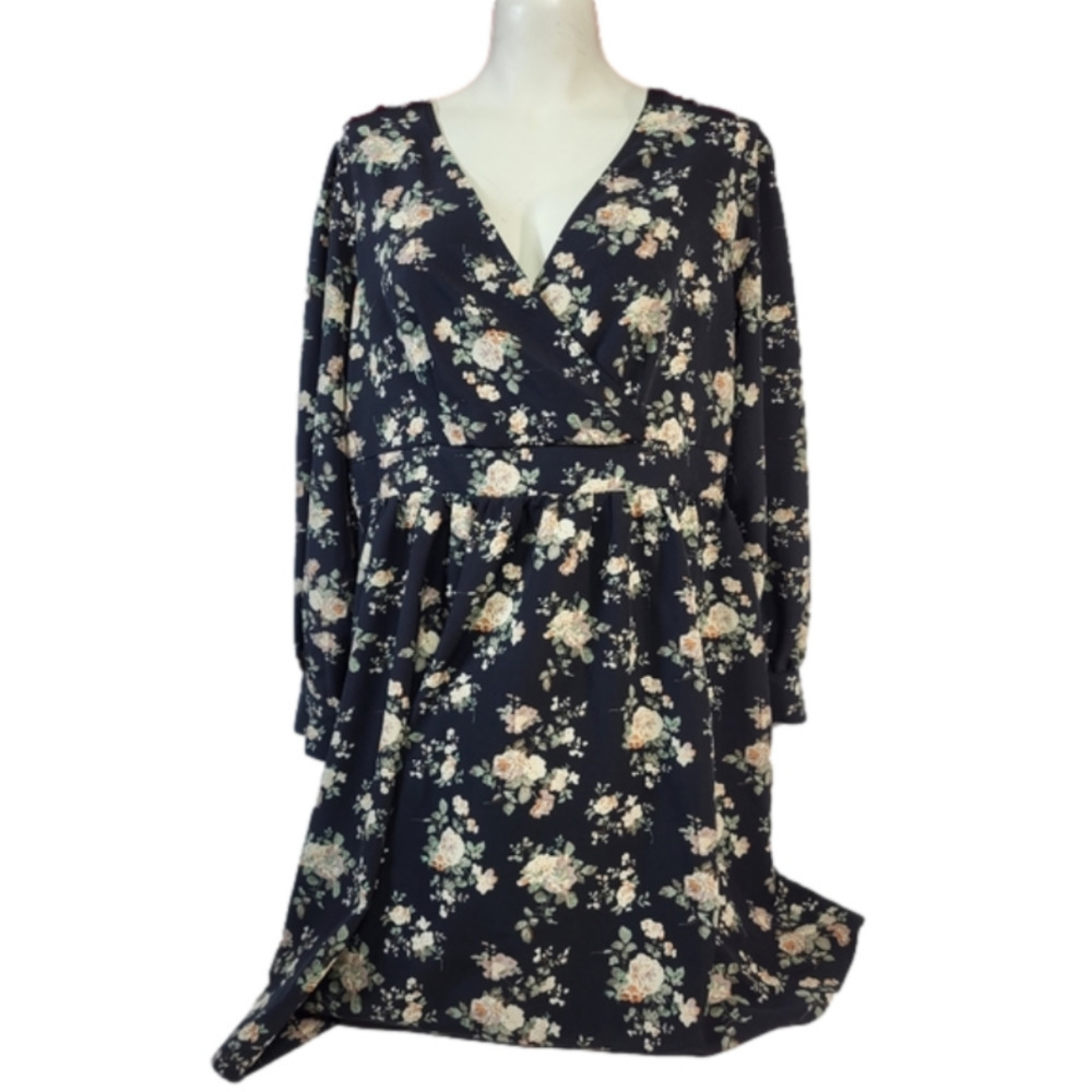 Shein Curve 3/4 Sleeve Floral Dress
